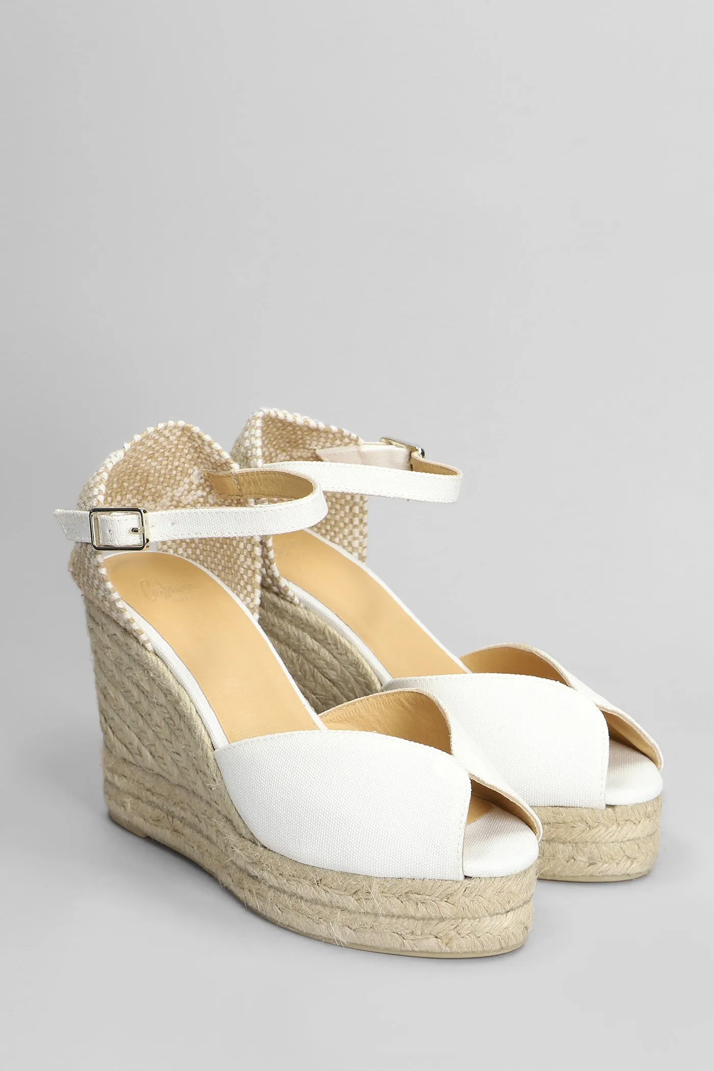 Bianca-8Ed-001 Wedges in white canvas