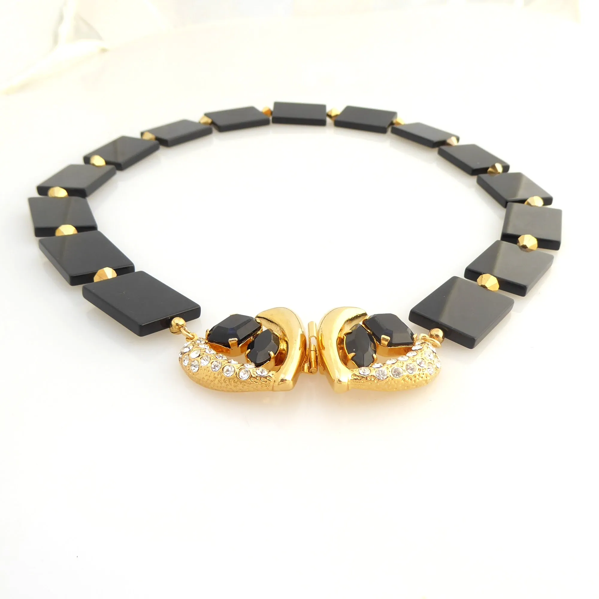 Black onyx golden collar necklace