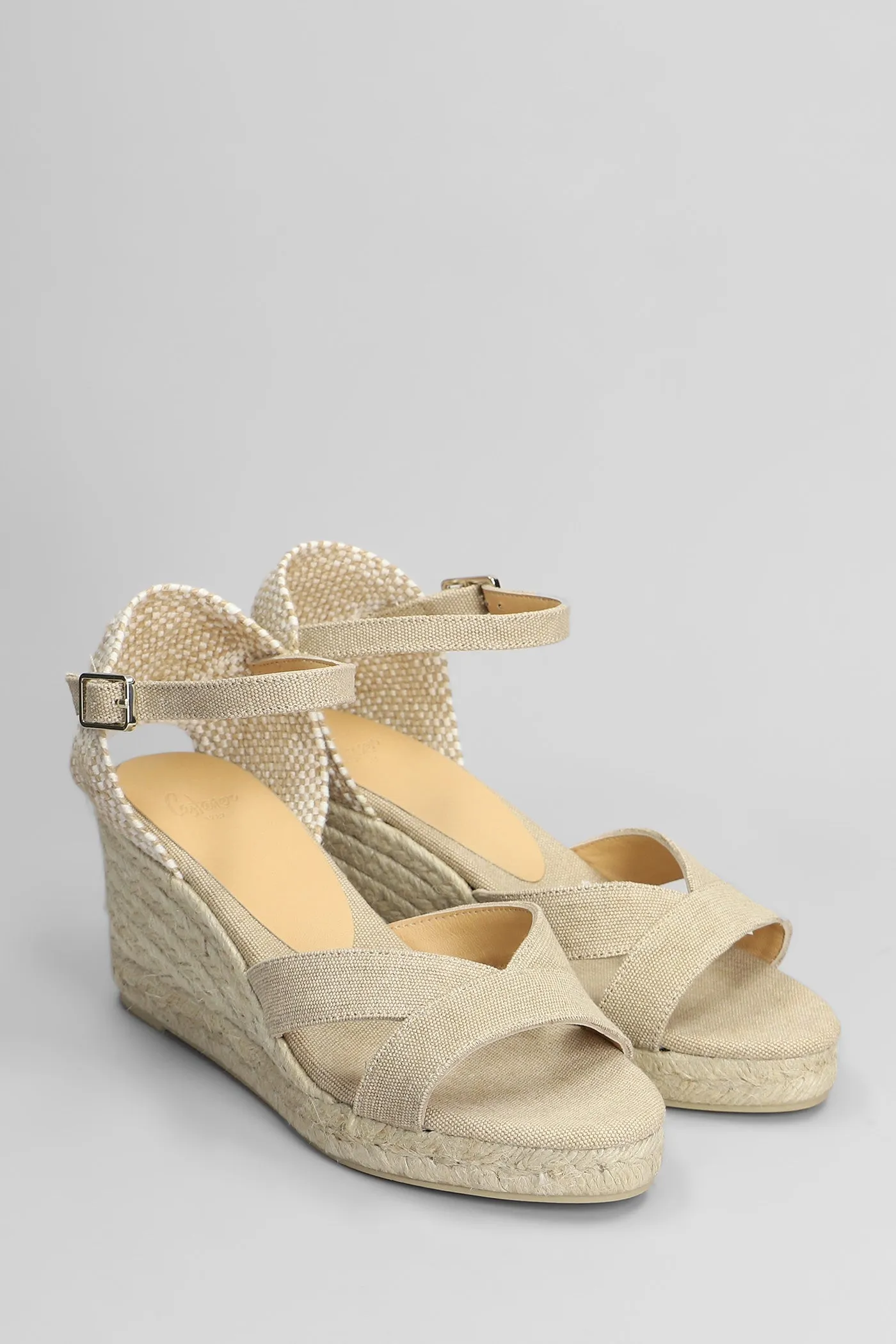 Bruna-6-002 Wedges in beige canvas