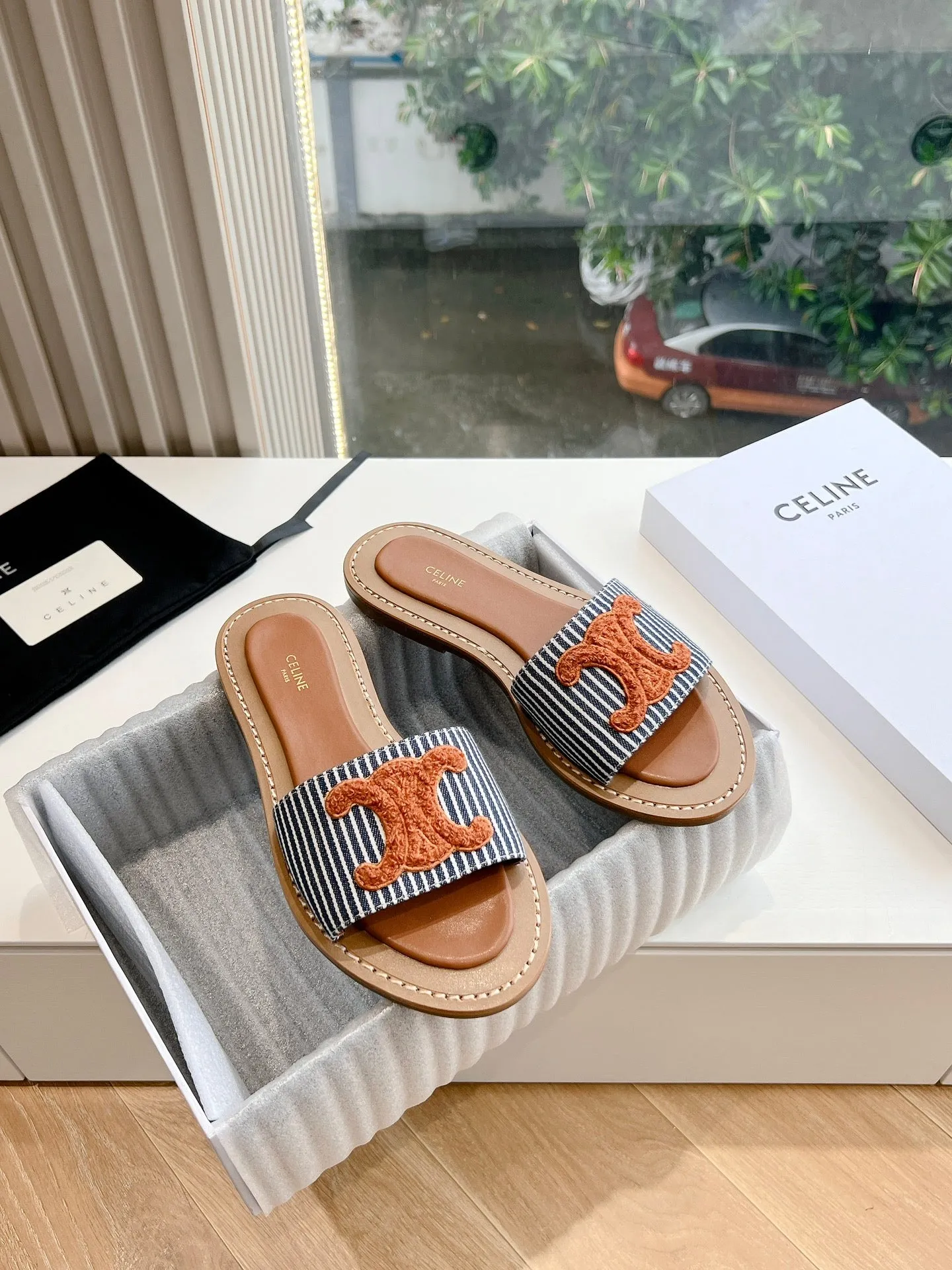 CE new spring and summer slippers
