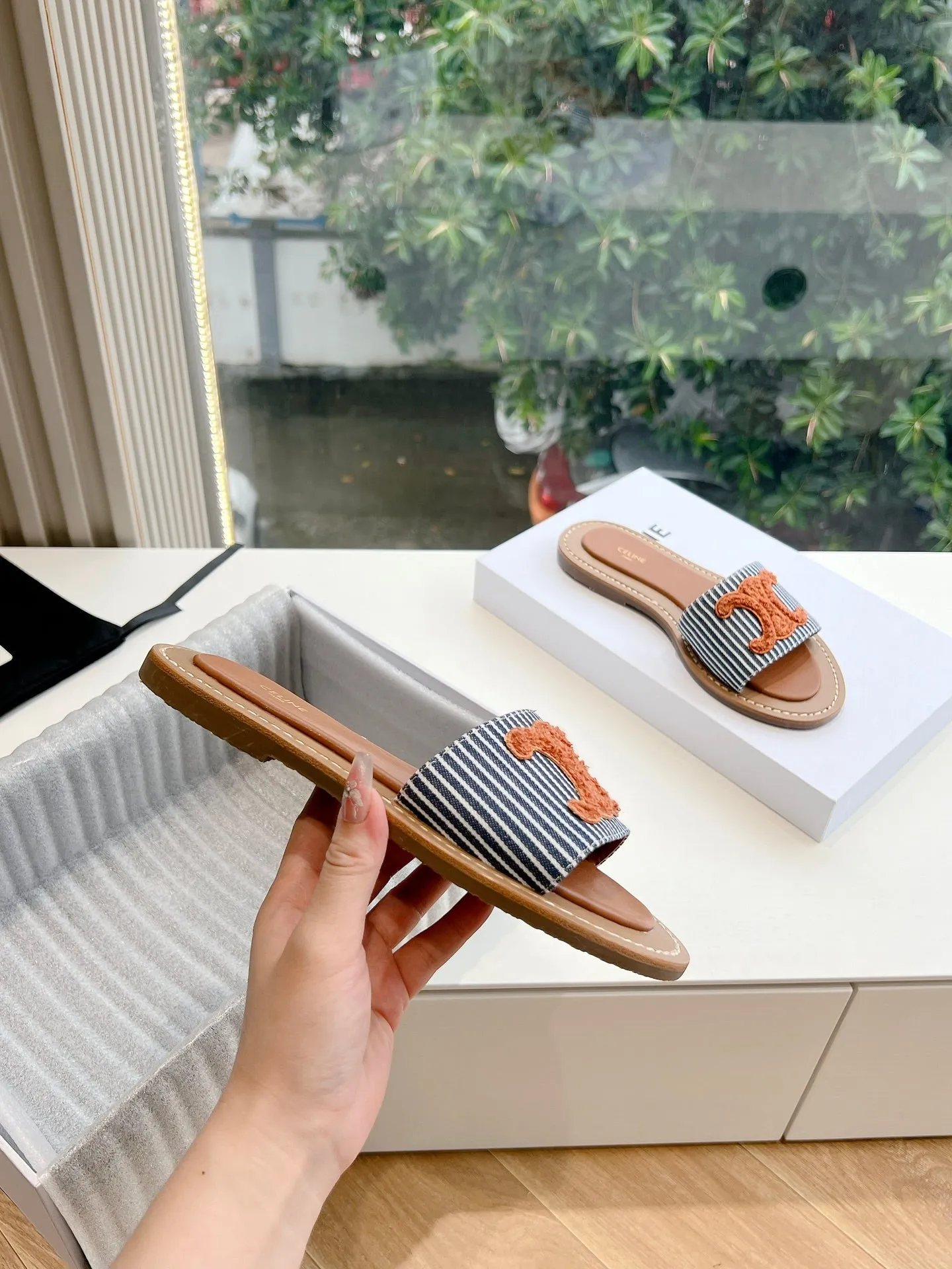 CE new spring and summer slippers