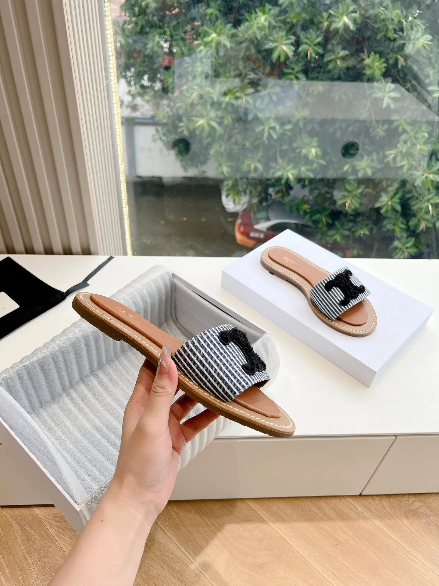 CE new spring and summer slippers