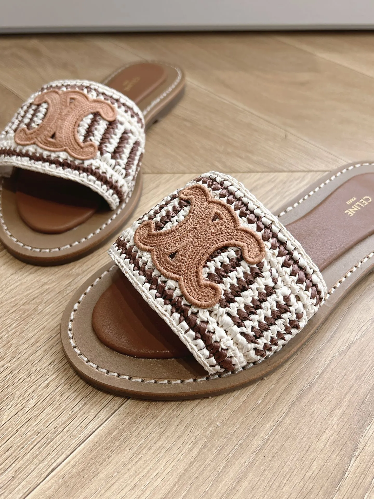 CE new spring and summer slippers