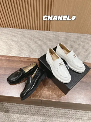CH  𝟮𝟬𝟮𝟱/𝐬𝐬 new loafers