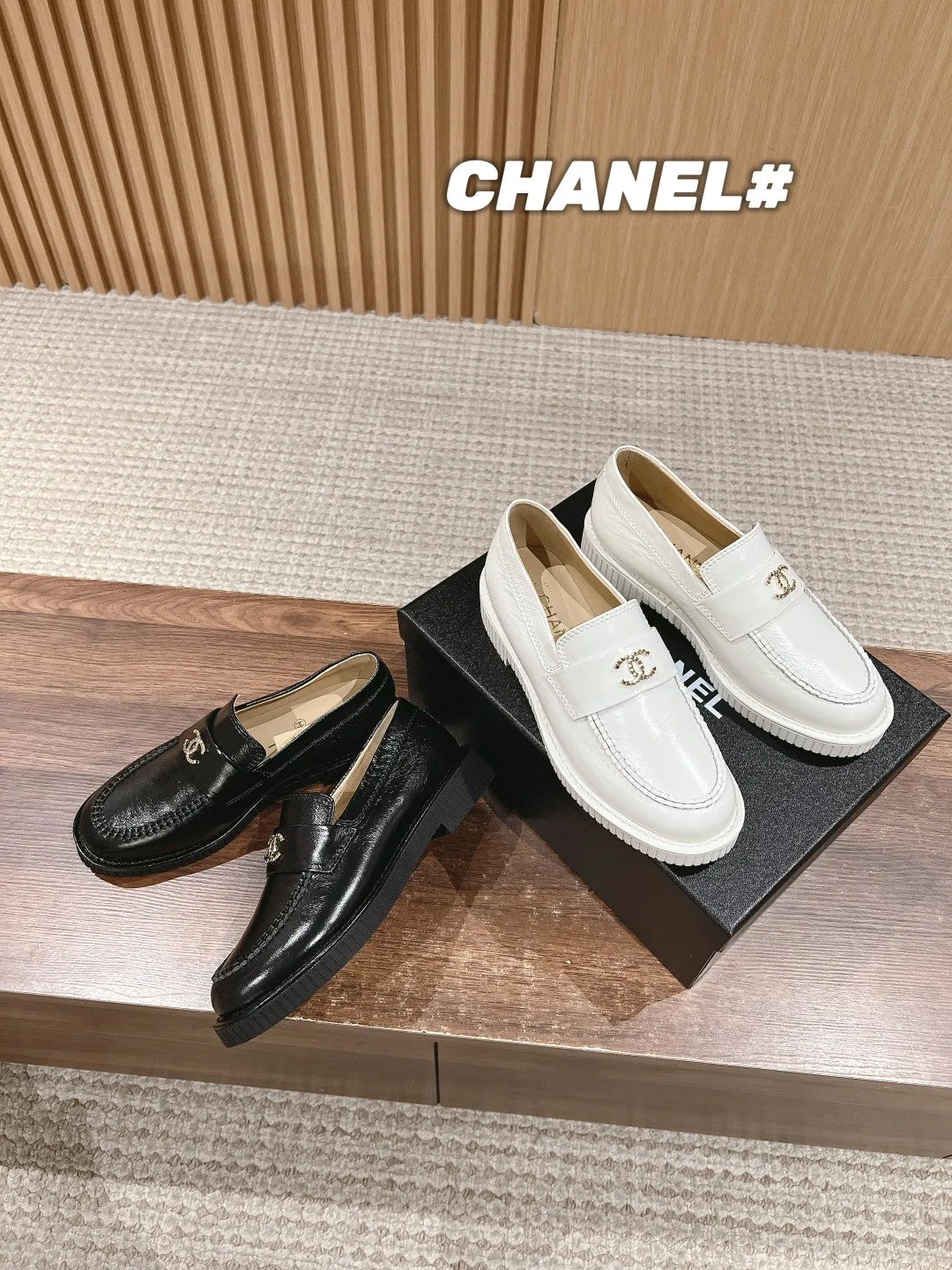 CH  𝟮𝟬𝟮𝟱/𝐬𝐬 new loafers