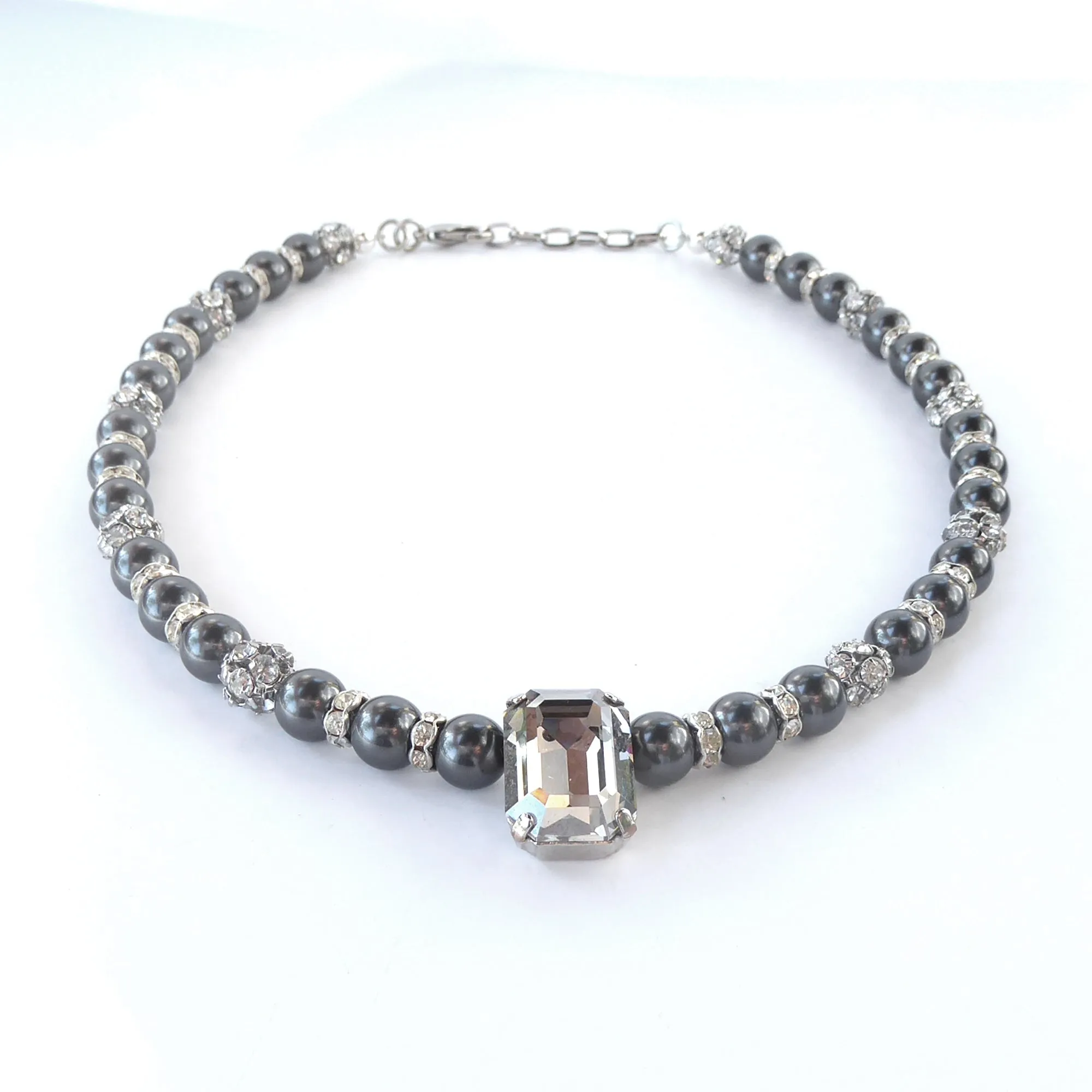 Cinzento pearl necklace