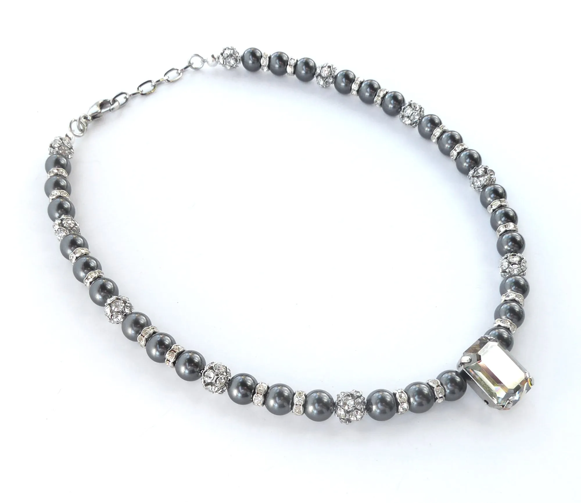 Cinzento pearl necklace