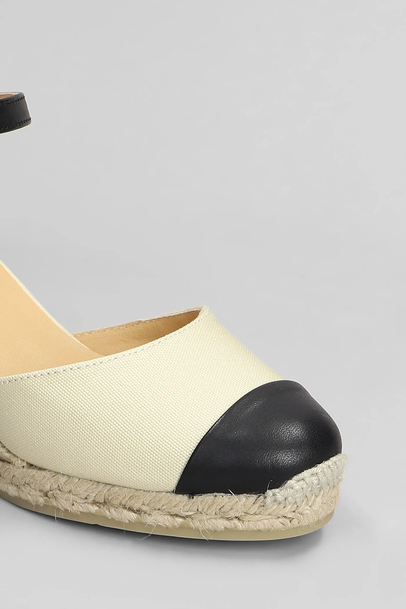 Coraline-6-264 Wedges in beige canvas