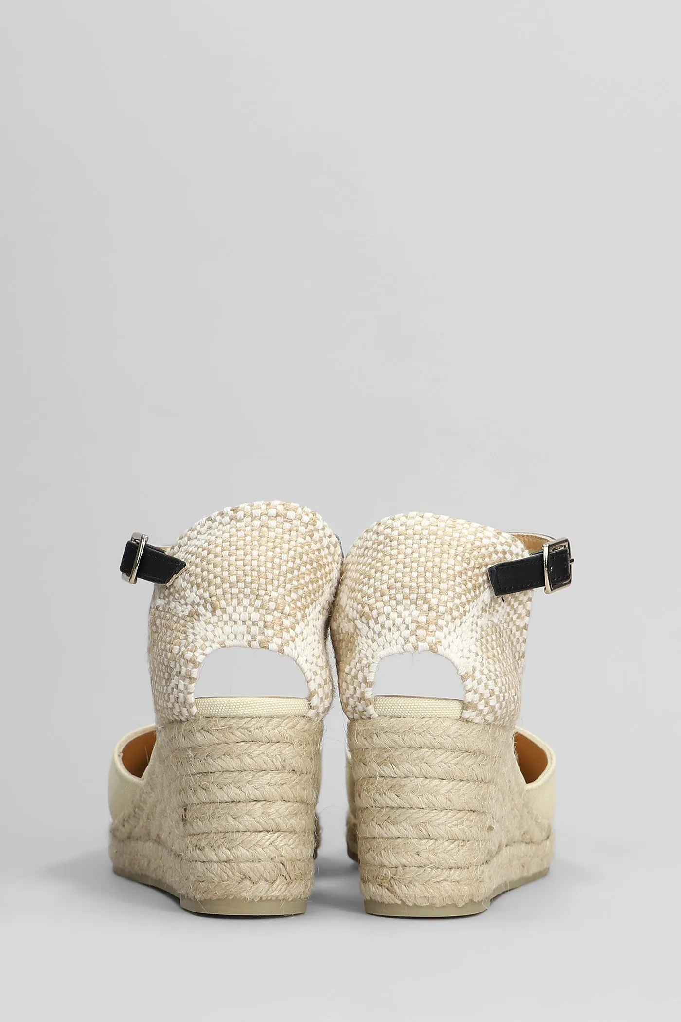 Coraline-6-264 Wedges in beige canvas