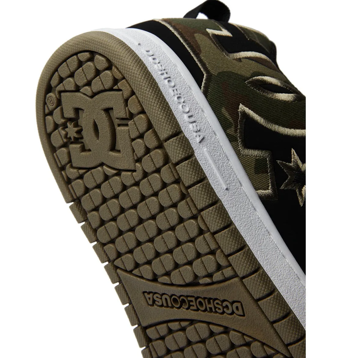 DC SHOES COURT GRAFFIK BLACK BLACK GREEN TRAINERS
