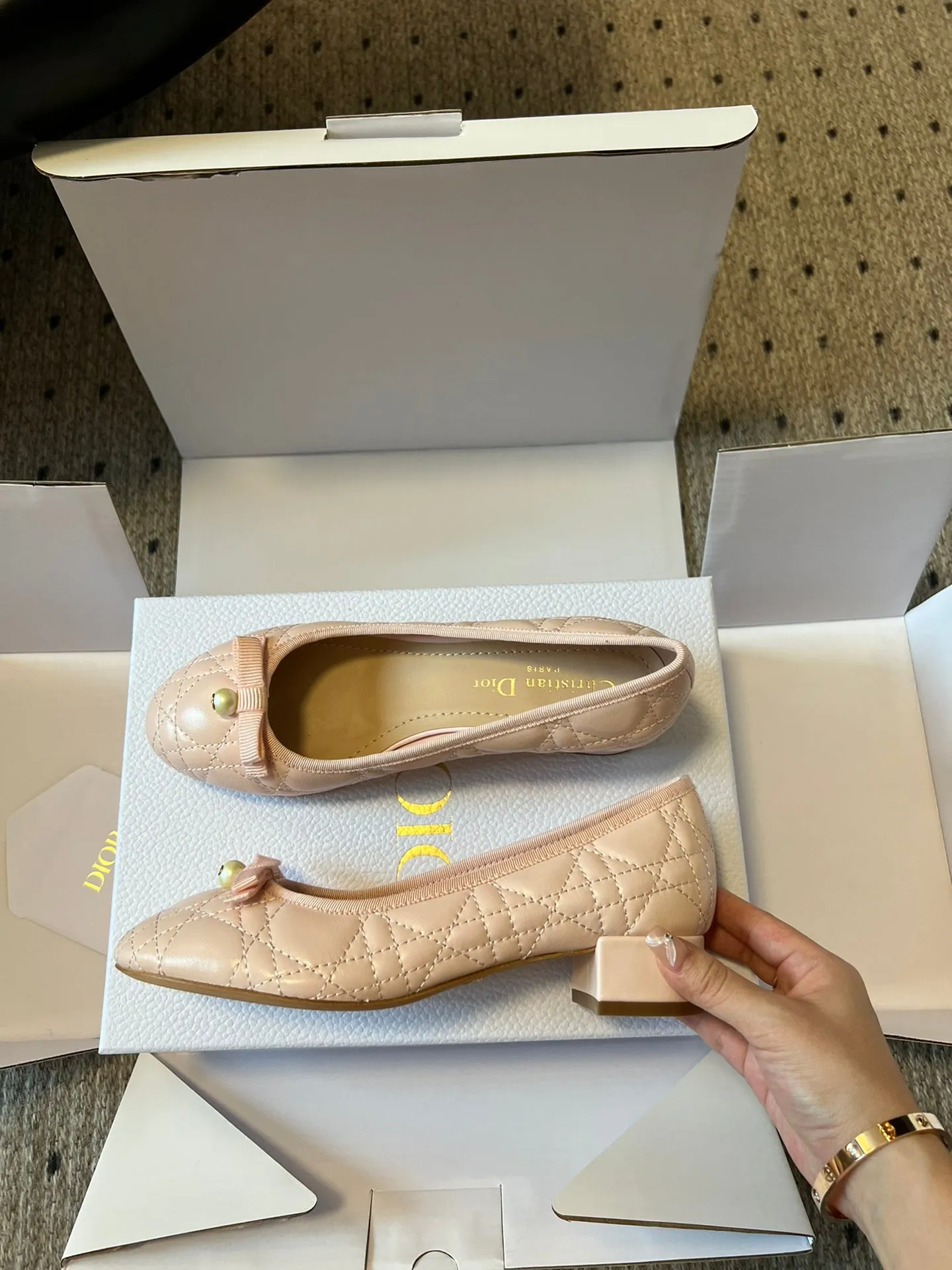 DO 2024 Early Spring Pearl Mary Jane Shoes