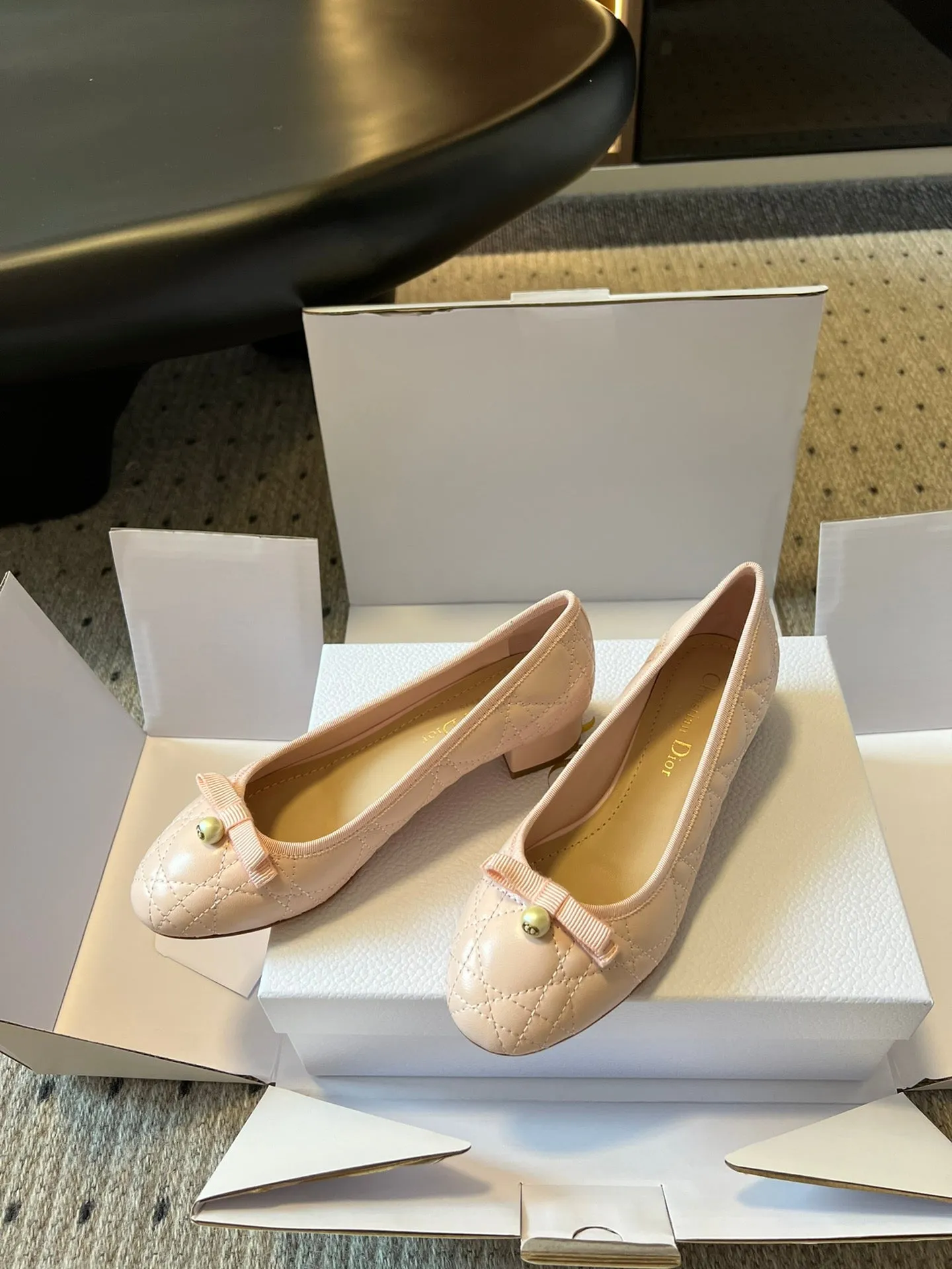 DO 2024 Early Spring Pearl Mary Jane Shoes