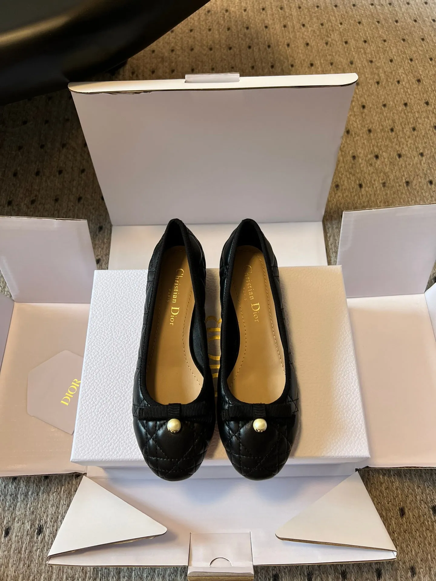 DO  2024 Early Spring Pearl Mary Jane Shoes