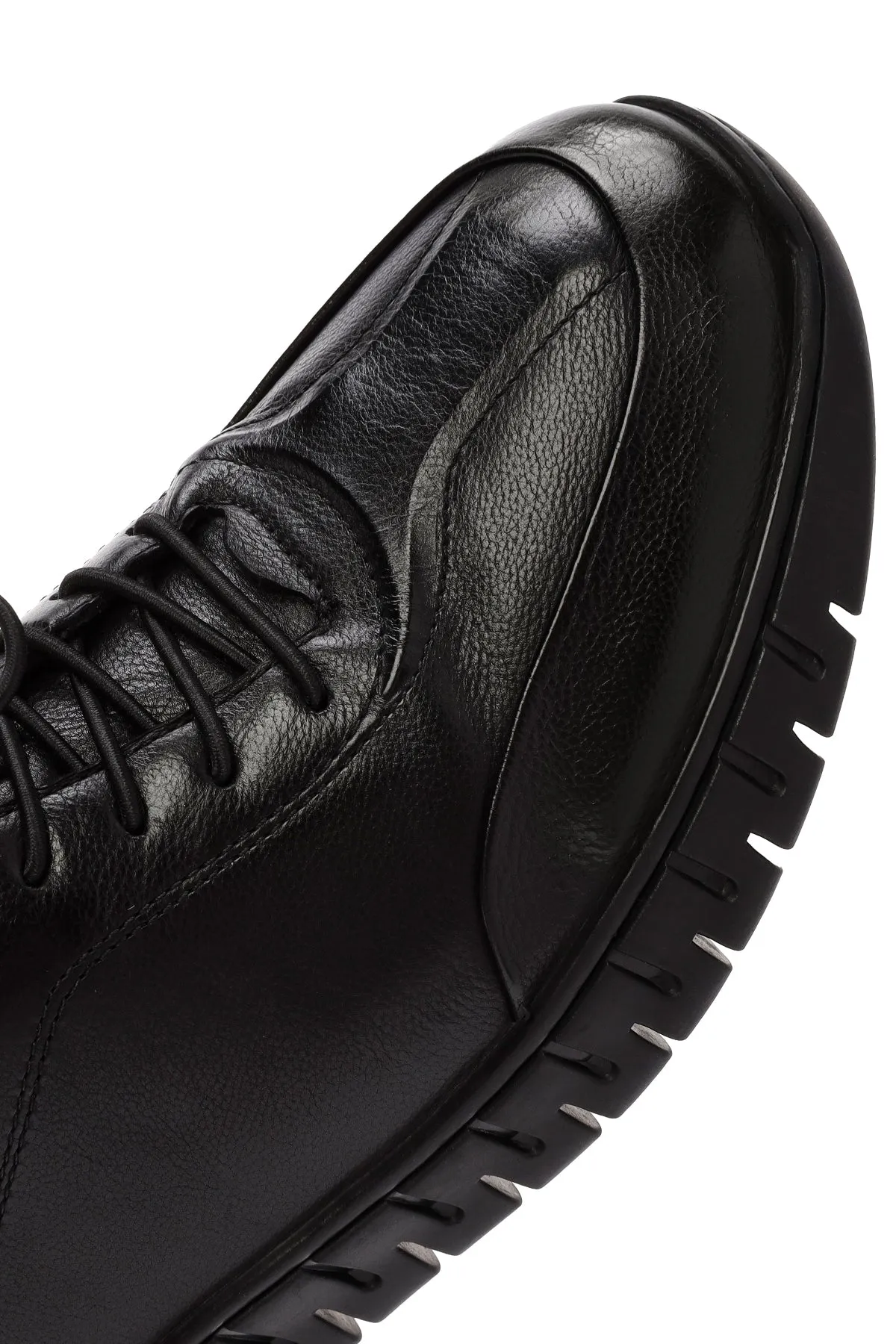 Erkek Siyah Bağcıklı Deri Casual Sneaker