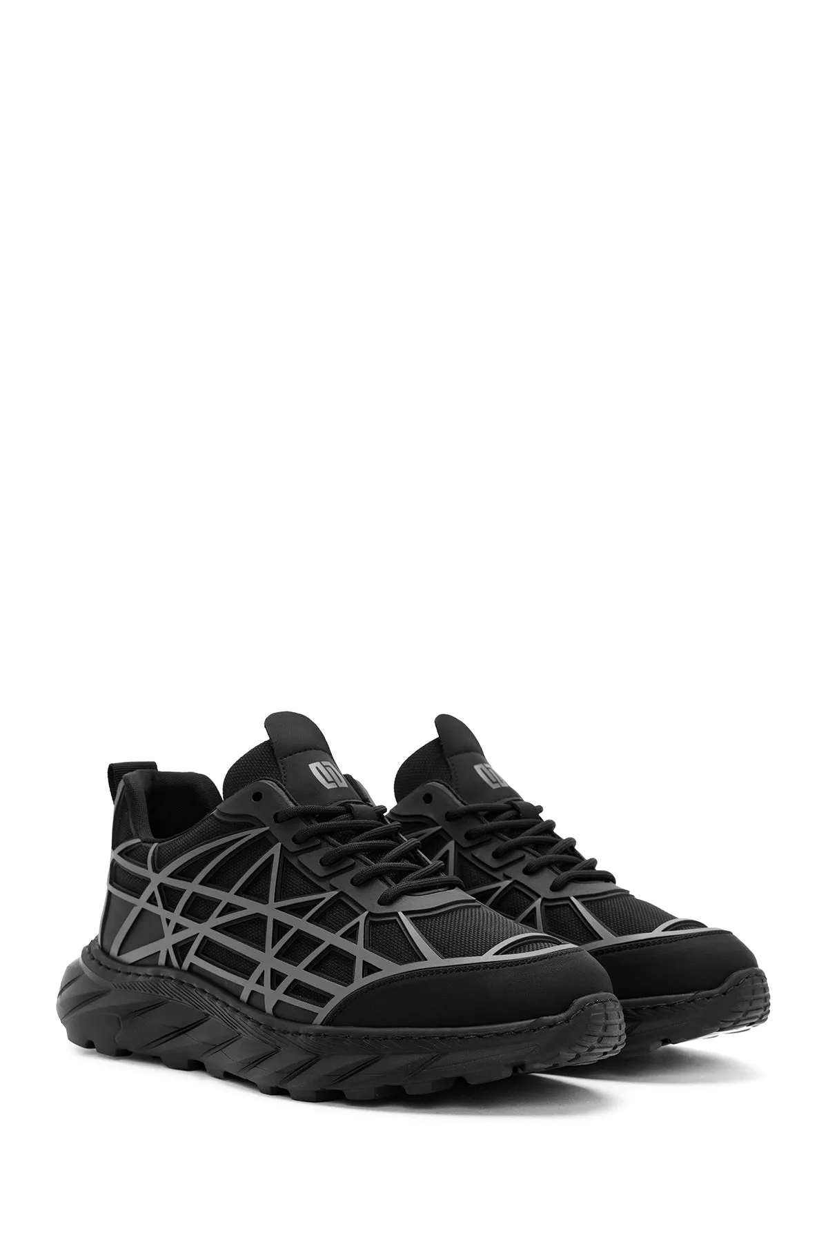 Erkek Siyah Bağcıklı Kalın Tabanlı Kumaş Sneaker