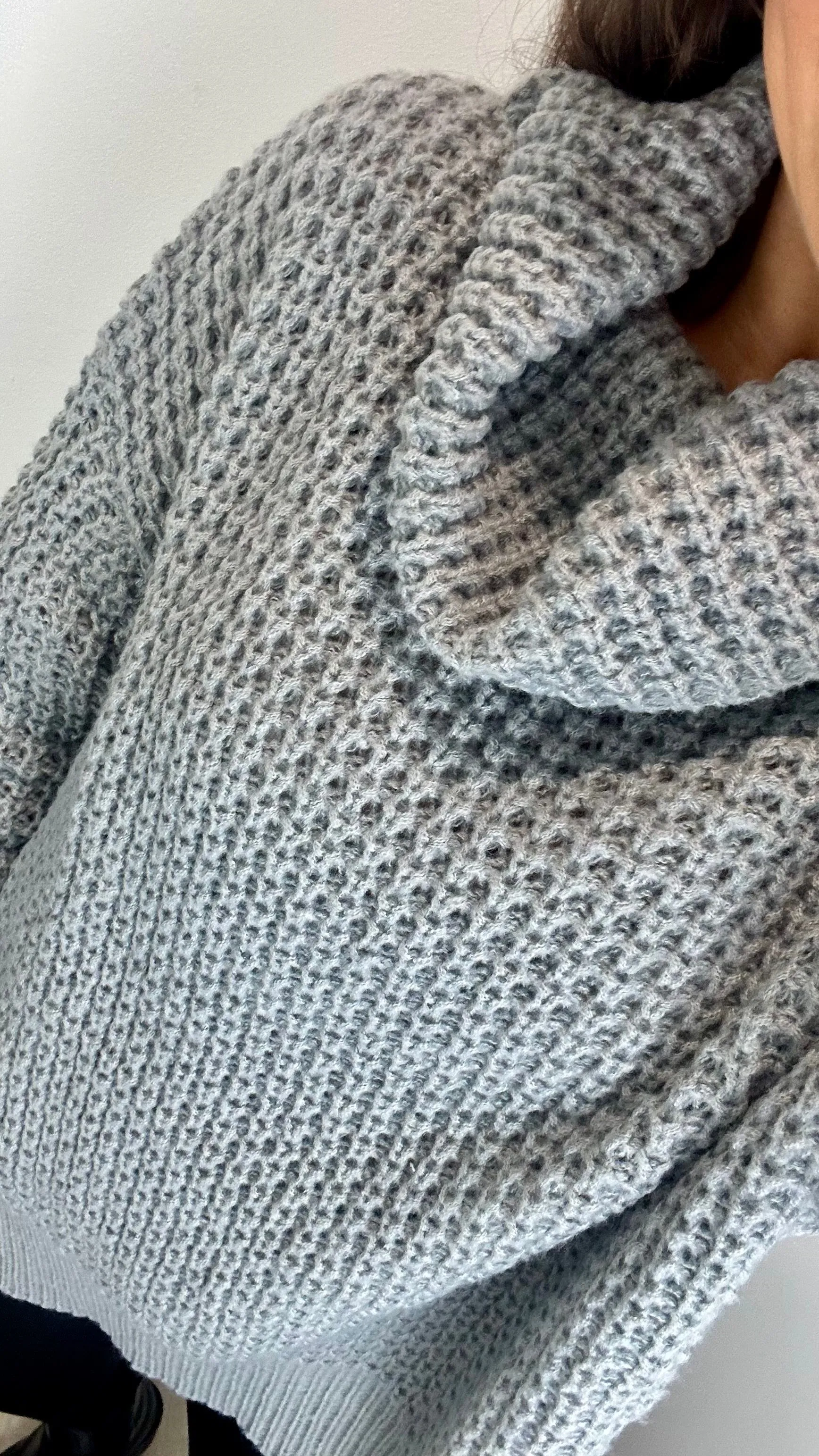 GREY WAFFLE ROLL NECK JUMPER
