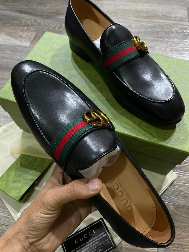 GUCCI || POLYURETHANE MEN CALF LEATHER LOAFER FOR MEN