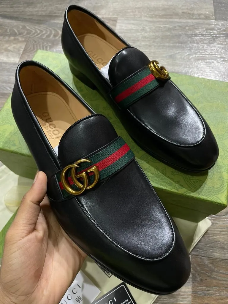 GUCCI || POLYURETHANE MEN CALF LEATHER LOAFER FOR MEN