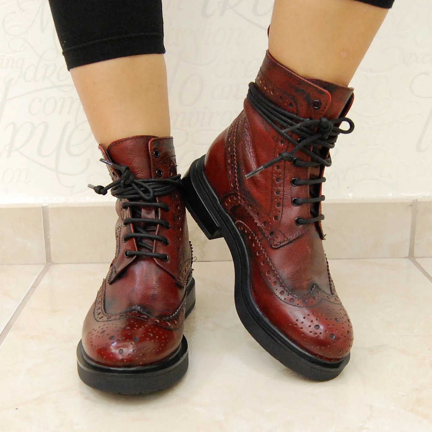 LELA 02 - lace-up ankle boots leather RUBY