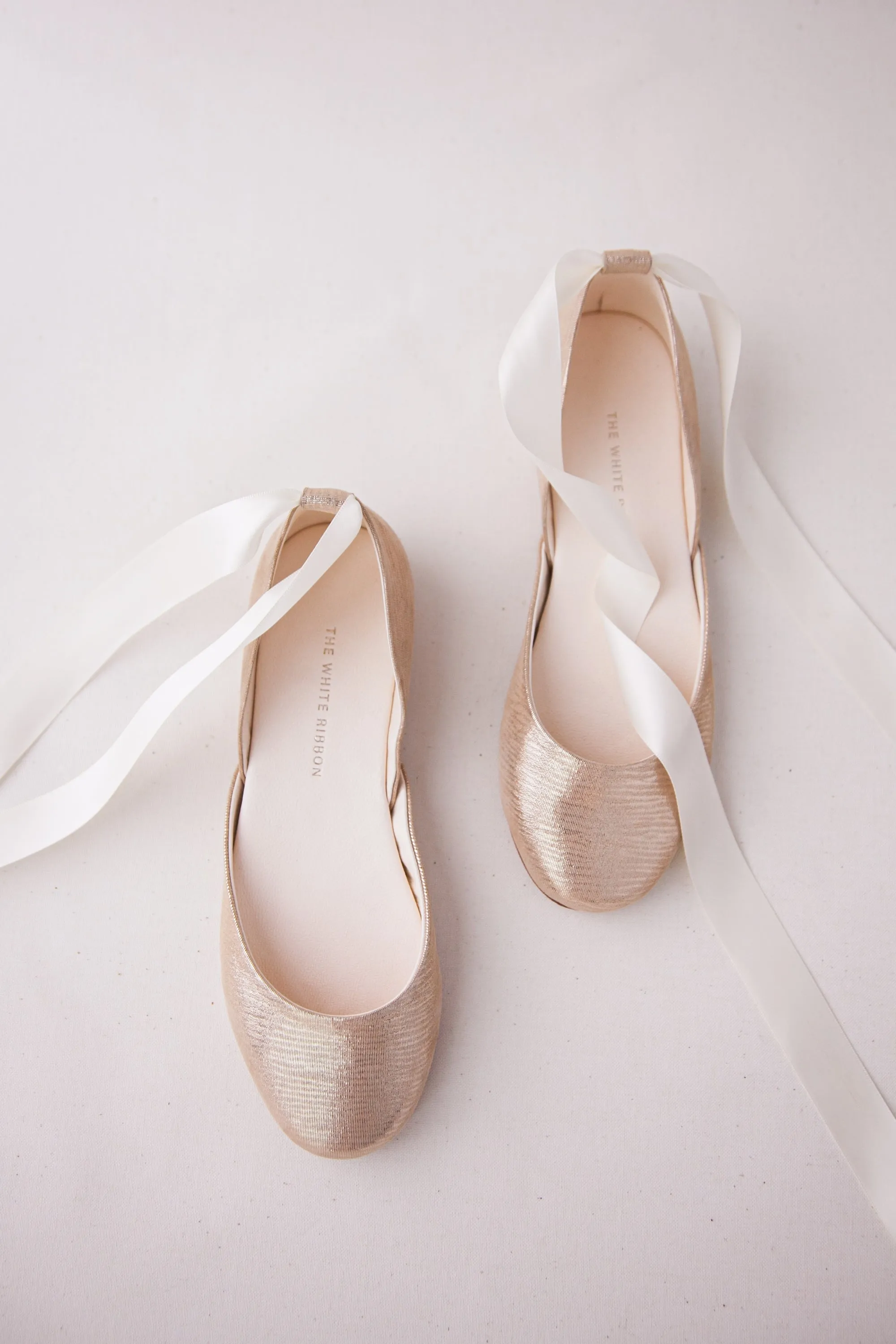 LUNA Ballet Flats – Gold Lace