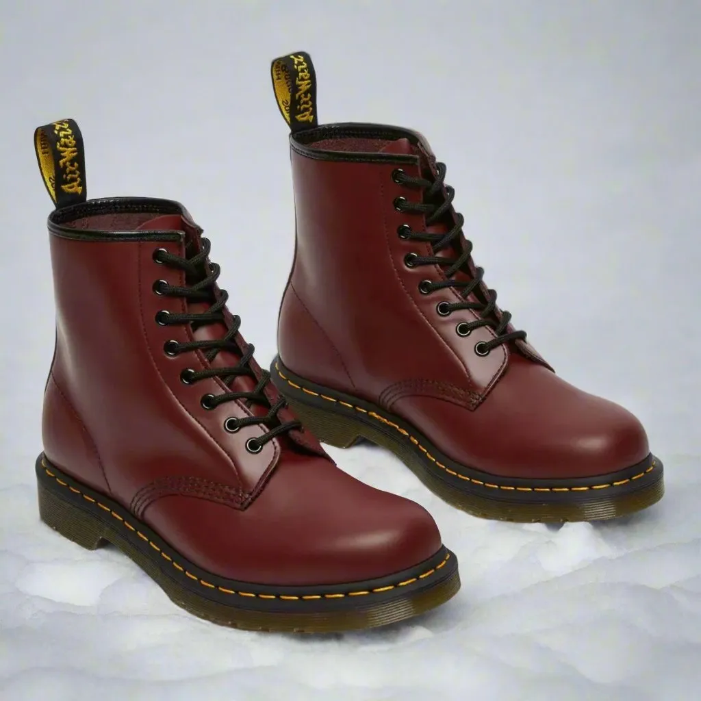 Mats - Elegant Lace-Up Boots