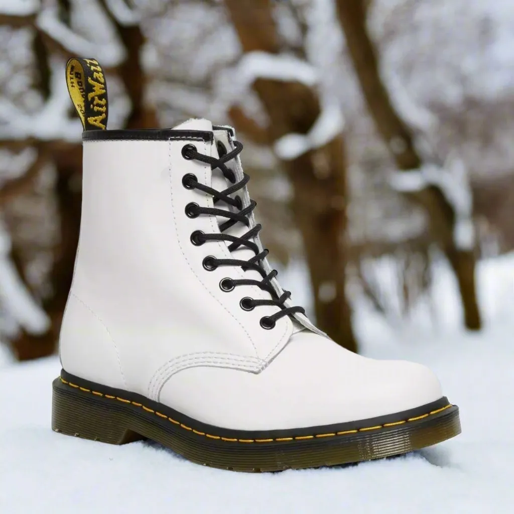Mats - Elegant Lace-Up Boots