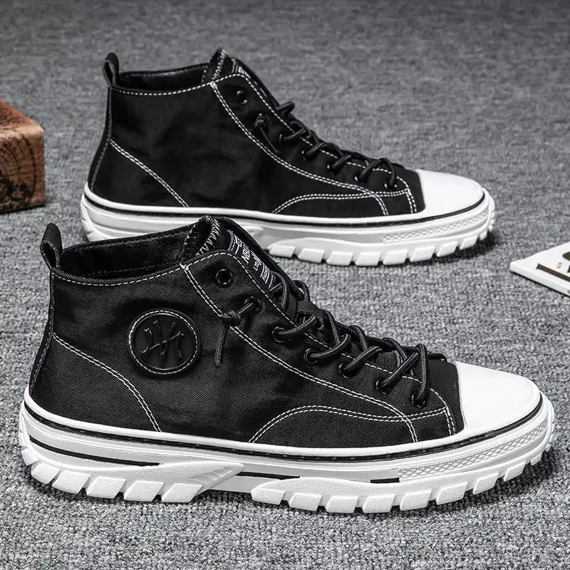 Monarch Edge Britannia Sneaker