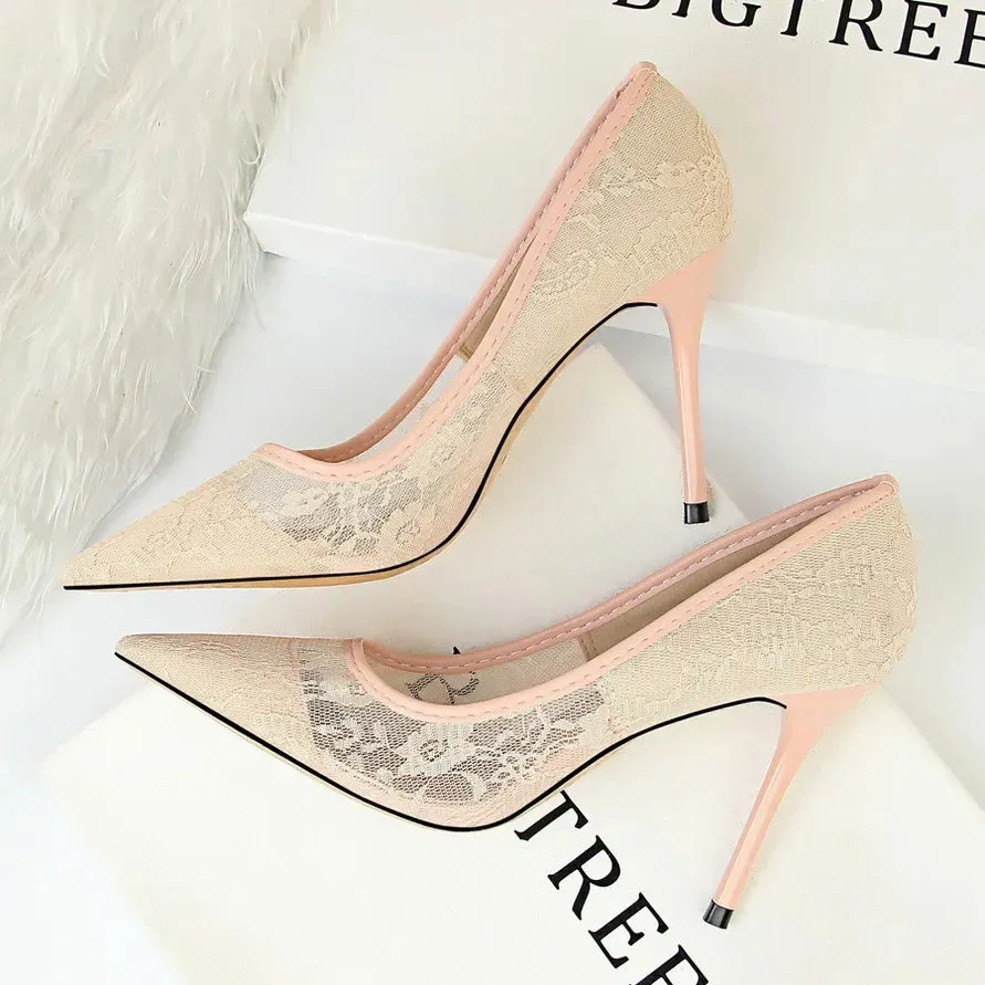 New Pointed Toe Mesh Hollow Lace Heels