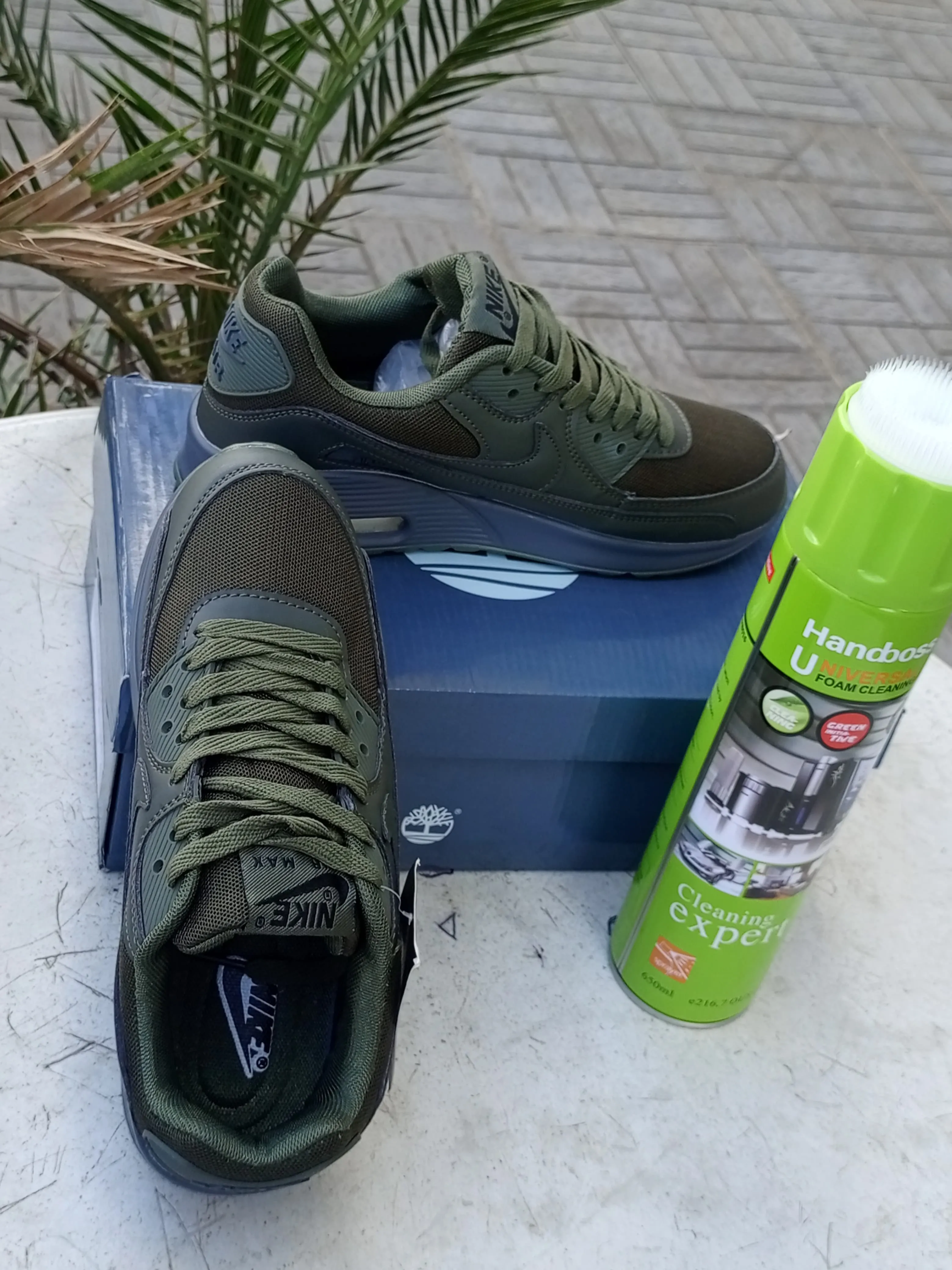 Nike Air Max 90 - Olive Green