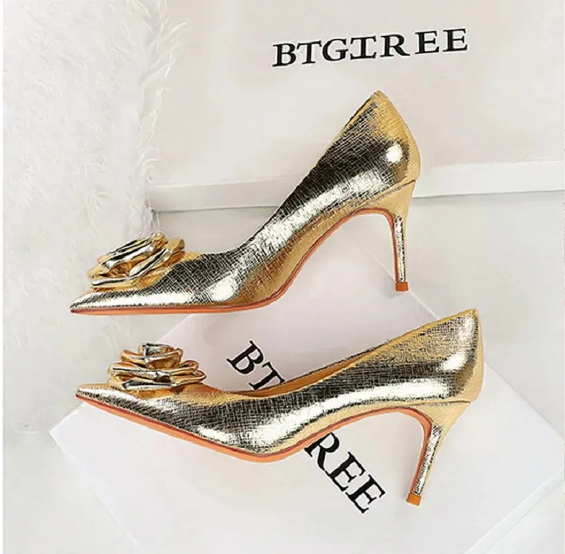 Patent Leather Flowers Women Pumps Sexy Pointed Toe Thin Low Heels Wedding Elegant Party Shoes