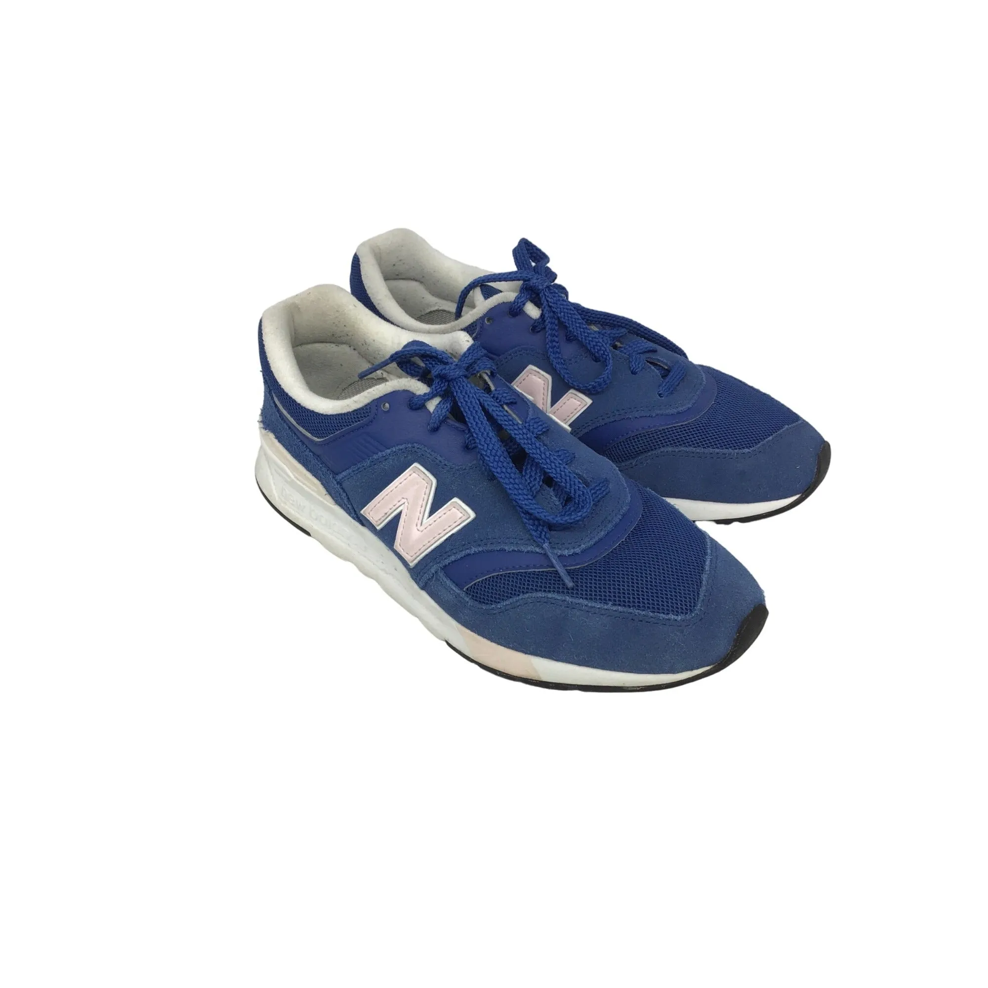 Tennis Shoes