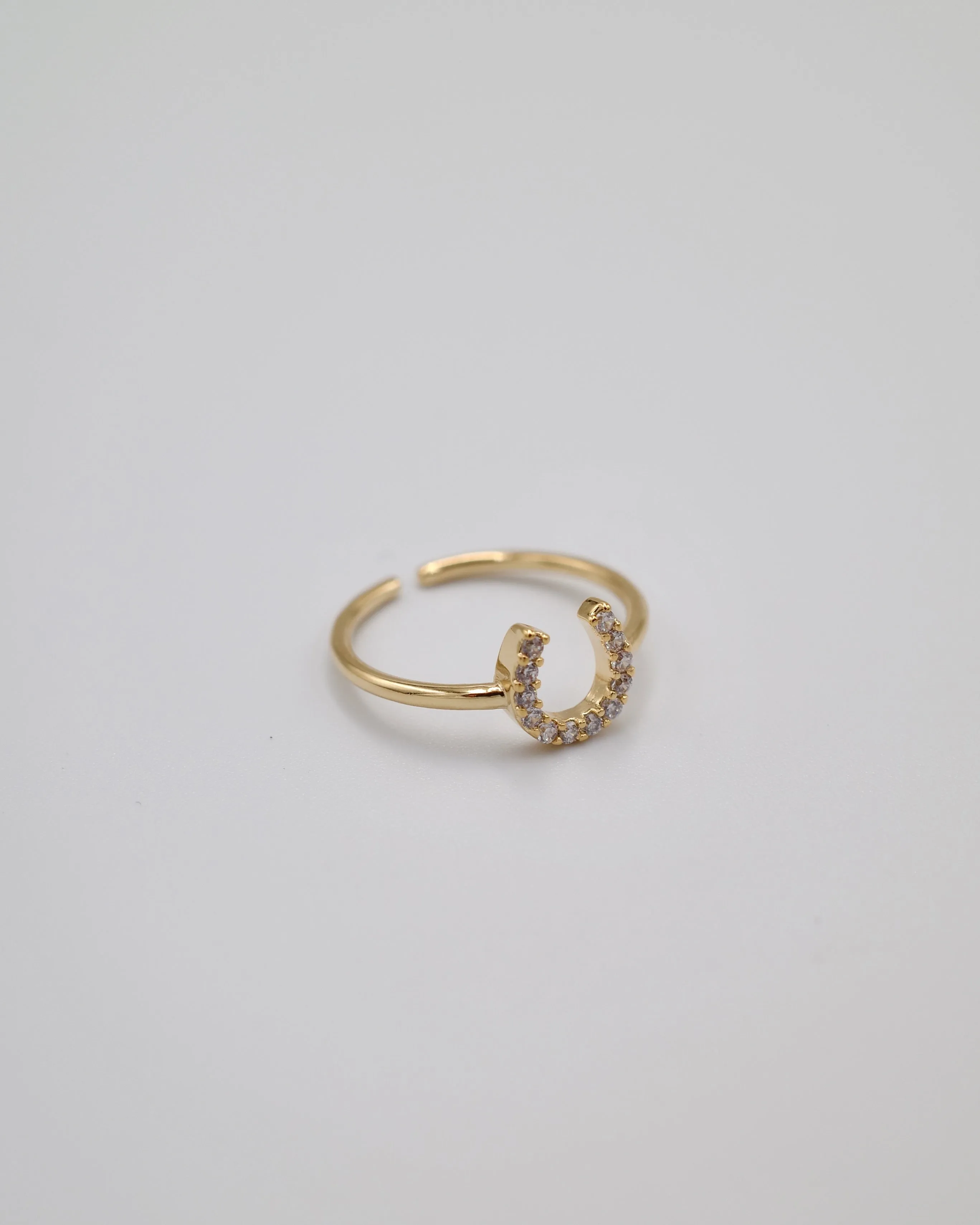 zir horse shoe ring